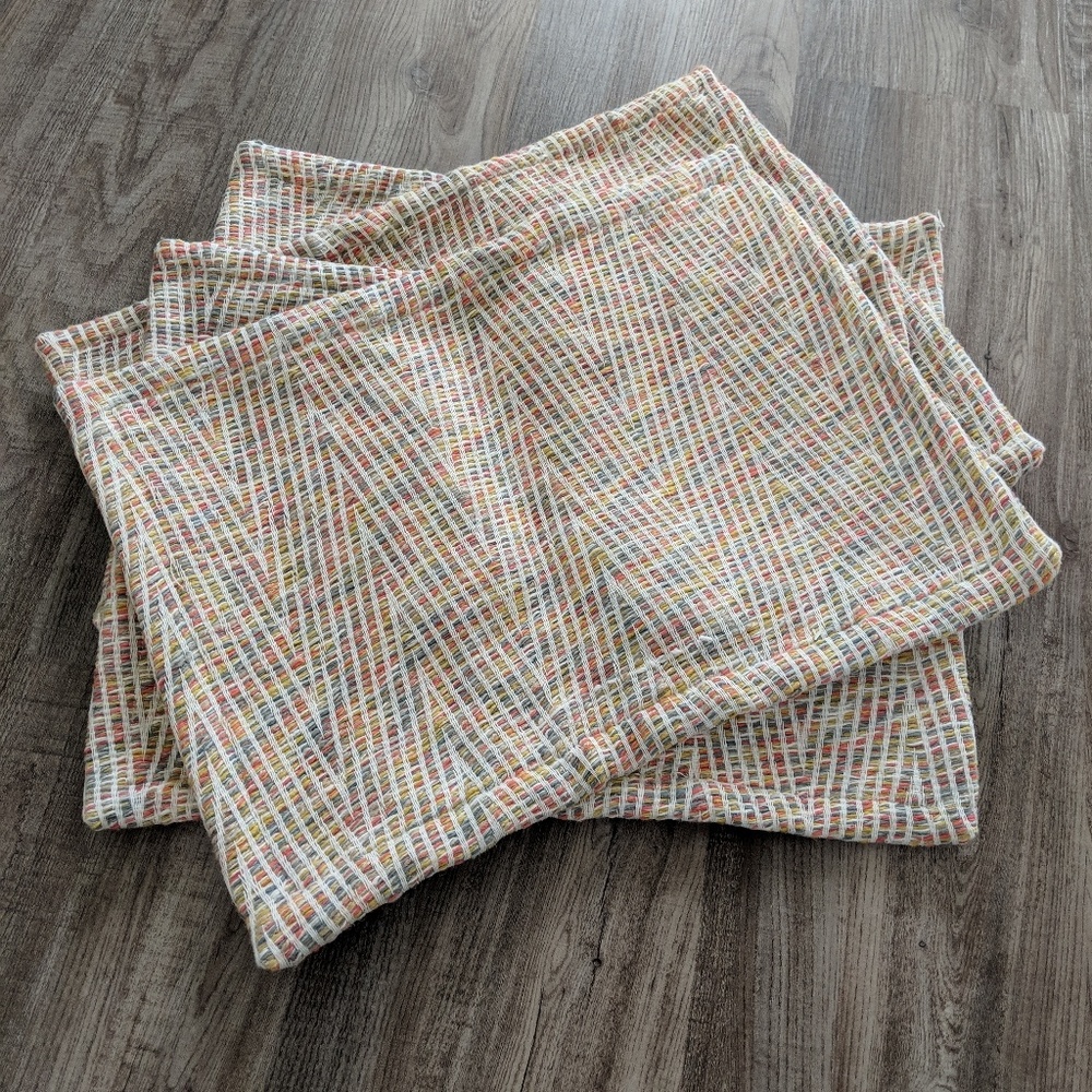 Set of 4 Beautiful Woven Placemats